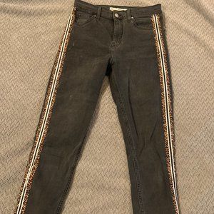 Topshop Moto Jamie black jeans w/ cheetah strip